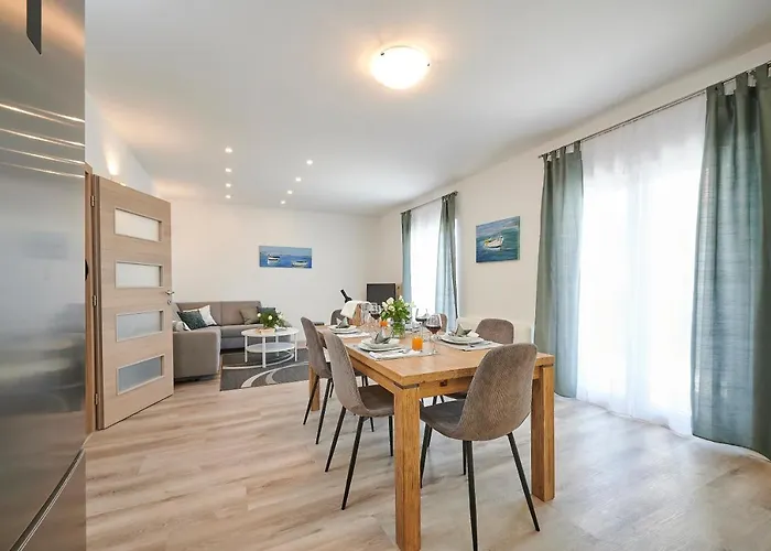 Laurus Apartment Trogir